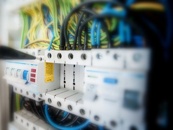 复合槽螺钉相关图片